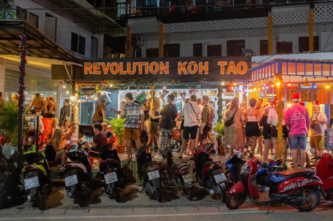 Revolution Koh Tao Hostel Exterior photo